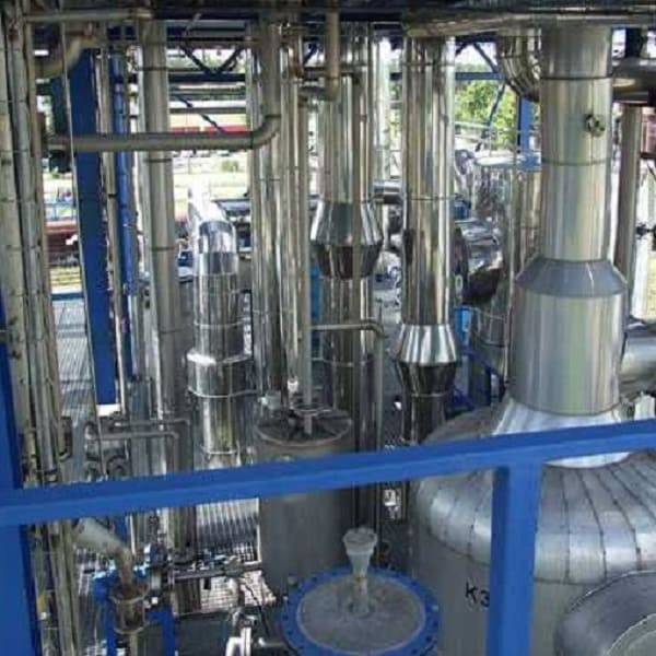 Planung und Bau einer Spritfabrik